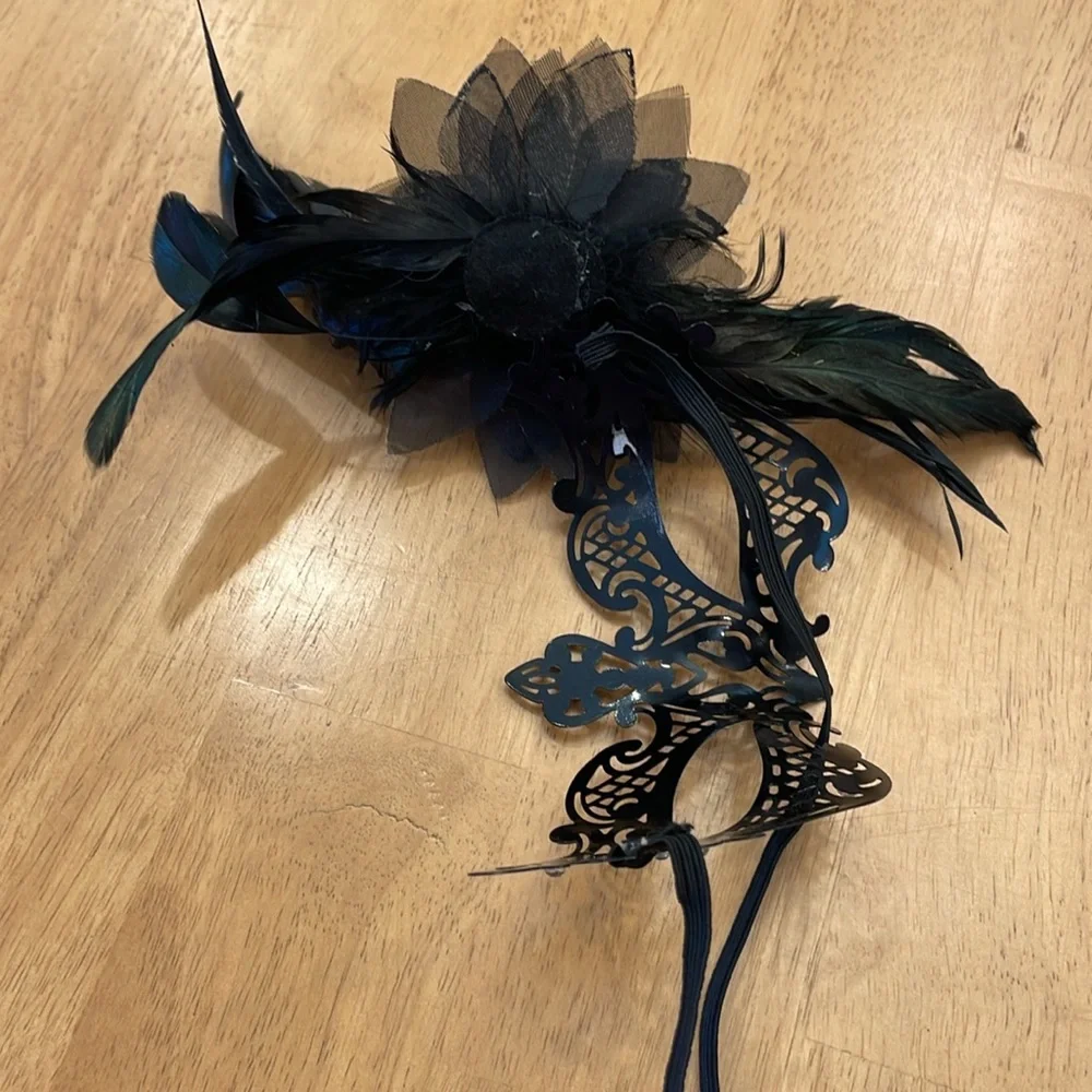 Black Mask With Faux Diamonds Feathers - Masquerade Ball / Party Metal Unique